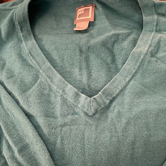 JCP sweater - Picture 1 of 2